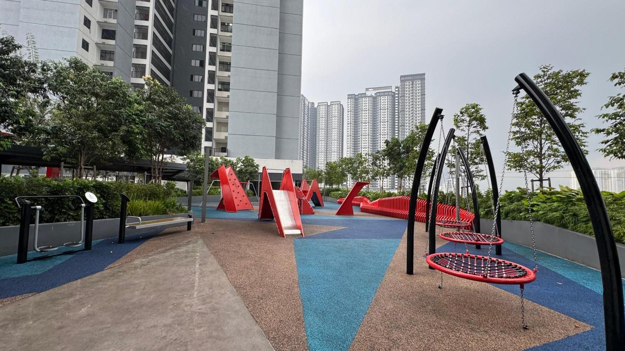Vista Sentul Residences, Elegant 3-bedroom Fully Air-con Kuala Lumpur