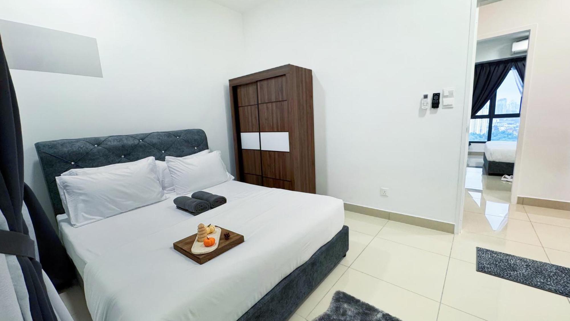 Vista Sentul Residences, Elegant 3-bedroom Fully Air-con Pangsapuri Kuala Lumpur
